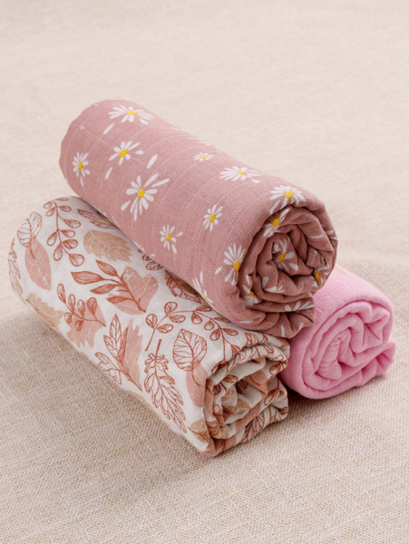 Blush & Bloom Swaddle Set