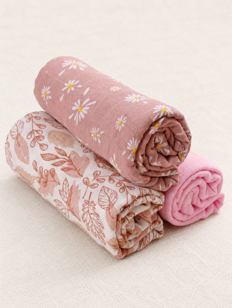 Blush & Bloom Swaddle Set